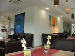 Hotel Aviva