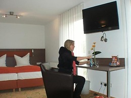 Hotel Aviva