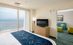 Comfort Suites Beachfront