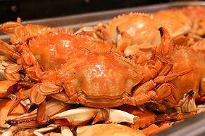 Crowne Plaza Yantai Seaview by IHG