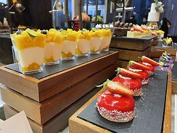 Crowne Plaza Yantai Seaview by IHG