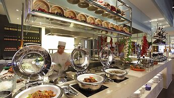 Crowne Plaza Yantai Seaview by IHG