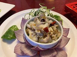 Crowne Plaza Yantai Seaview by IHG