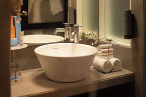 Whispering Palms Beach Resort