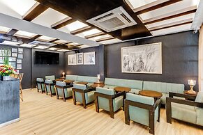 Whispering Palms Beach Resort