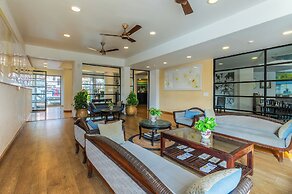 Whispering Palms Beach Resort