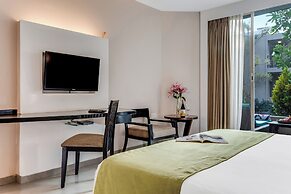 Whispering Palms Beach Resort