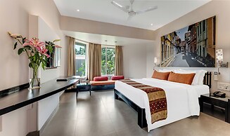 Whispering Palms Beach Resort