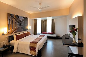 Whispering Palms Beach Resort