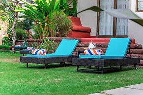 Whispering Palms Beach Resort