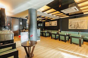 Whispering Palms Beach Resort