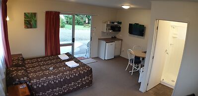 Glacier View Motel