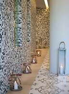 Vangelis Hotel & Suites