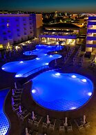 Vangelis Hotel & Suites