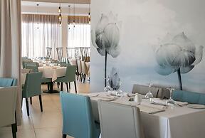 Vangelis Hotel & Suites