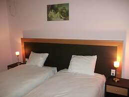 Hotel Vila Silia