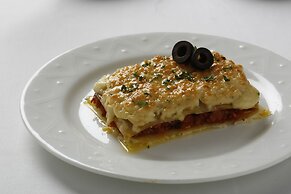 Olde Bangalore Resort and Wellness Center