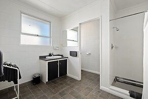 Central Gateway Motel