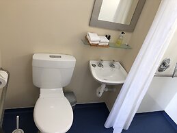 Te Anau Manapouri Lake Hotel