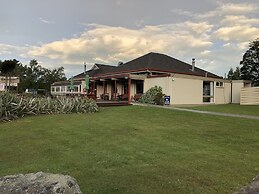 Te Anau Manapouri Lake Hotel