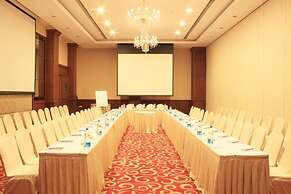 The Grand Magrath Hotel