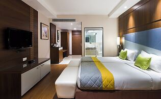 The Grand Magrath Hotel