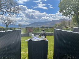 Loch Lein Country House