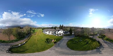 Loch Lein Country House