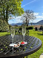 Loch Lein Country House