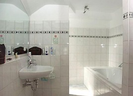 Hotel Weinhaus Grebel