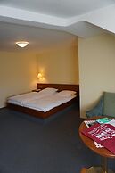 Hotel Weinhaus Grebel