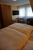 Hotel Weinhaus Grebel