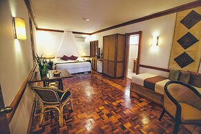Fridays Boracay Resort
