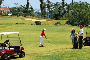 Fridays Boracay Resort