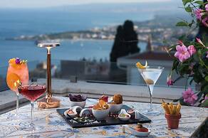 NH Collection Taormina