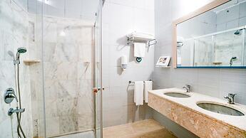 Daima Biz Hotel - Dolusu Aquapark Access