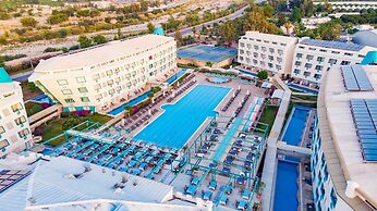 Daima Biz Hotel - Dolusu Aquapark Access