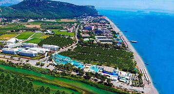 Daima Biz Hotel - Dolusu Aquapark Access