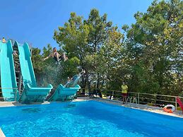 Daima Biz Hotel - Dolusu Aquapark Access