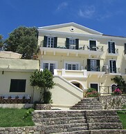 Levant Hotel
