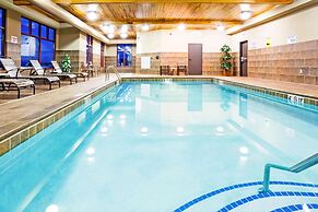 Comfort Inn & Suites Mountain Iron and Virginia