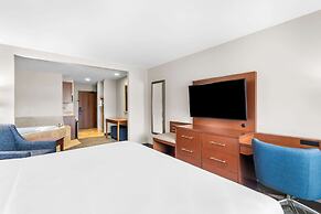 Comfort Inn & Suites Mountain Iron and Virginia
