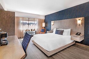 Best Western Plus Landmark Inn