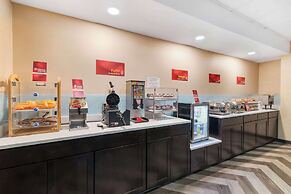 Best Western Plus Landmark Inn