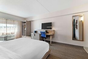 Best Western Plus Landmark Inn