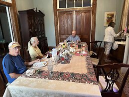 Oakview Bed and Breakfast