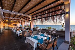 White City Beach - Adults Only