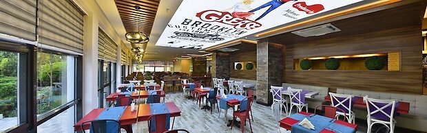 White City Beach - Adults Only