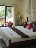 Lanta Seafront Resort