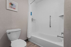 Hampton Inn & Suites Lincoln - Northeast I-80